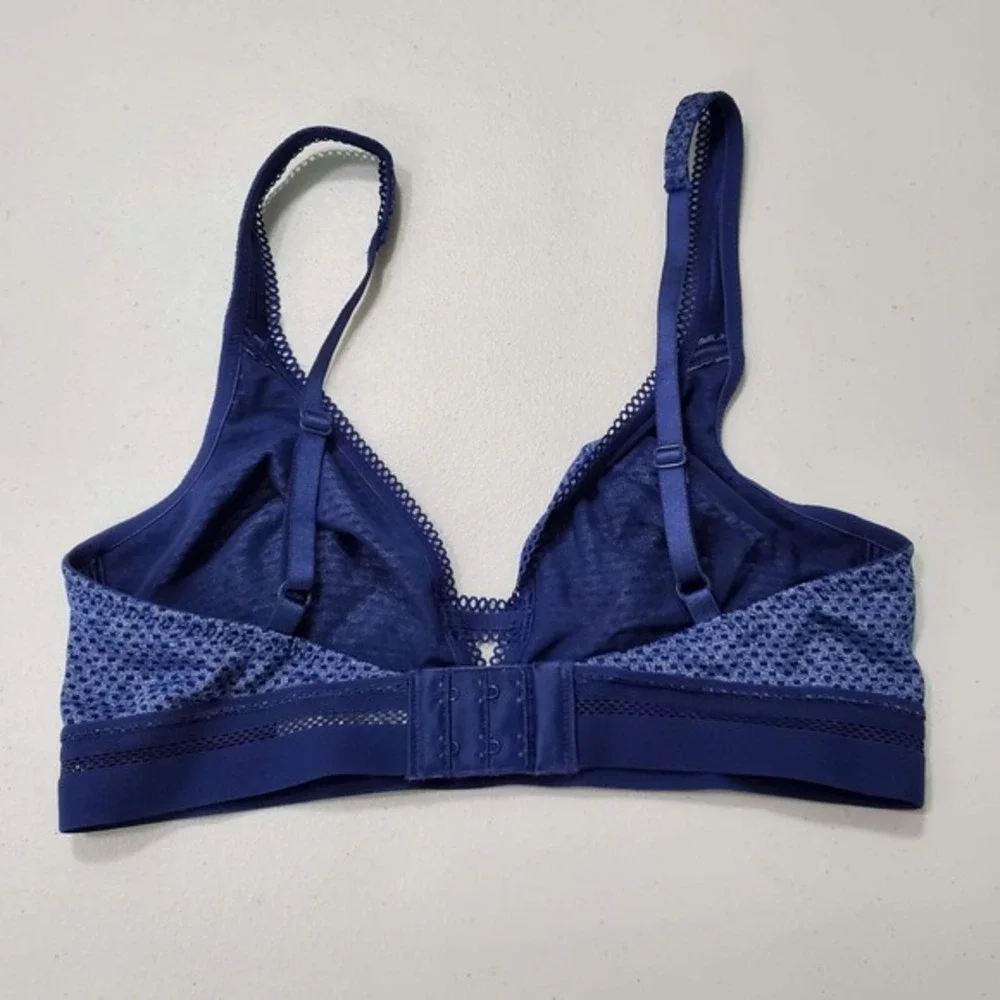 b.tempt'd‎ Women Bra Small Blue Spectator Triangle Bralette Wireless Unlined